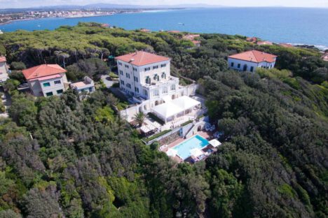 Luxe villa aan zee