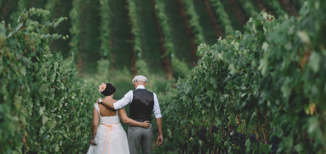 trouwenintoscane-trouwen-in-toscane-funkybirdphotography-trouwen-in-een-wijnaard