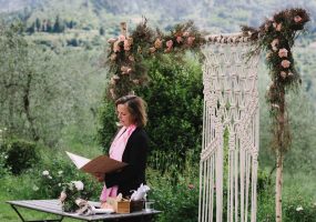 symbolische ceremonie in toscane trouwen