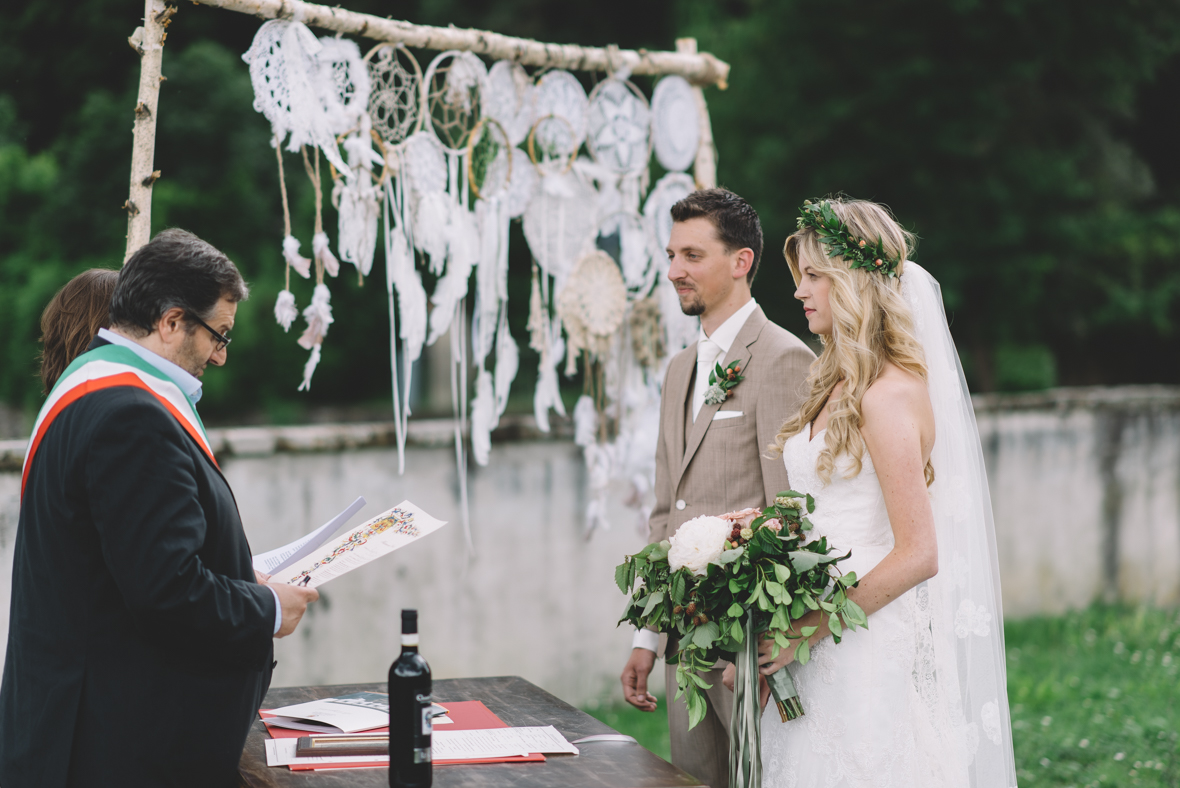 Burgerlijk huwelijk - trouwlocatie bij villa - Trouwen in Toscane