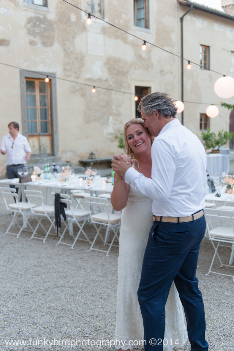 funkybird flowers funkybird photography wedding in tuscany trouwen in toscane-56