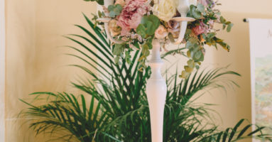 Trouwen in Toscane - bloemen bij ceremonie - funkybird - wedding design