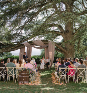 symbolische ceremonie bij kasteel in Toscane